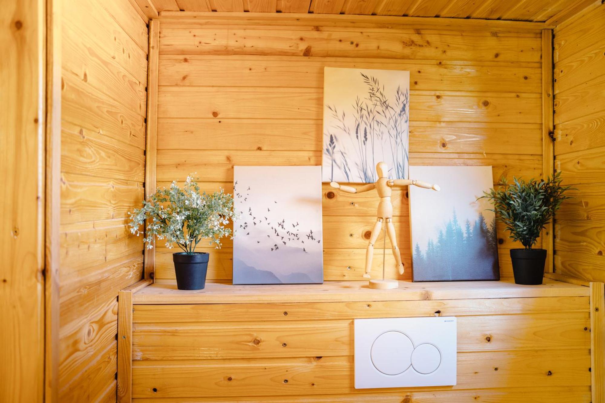 Secret Lake Prag Magic Place Relaxation& Wellness Rehenice 外观 照片