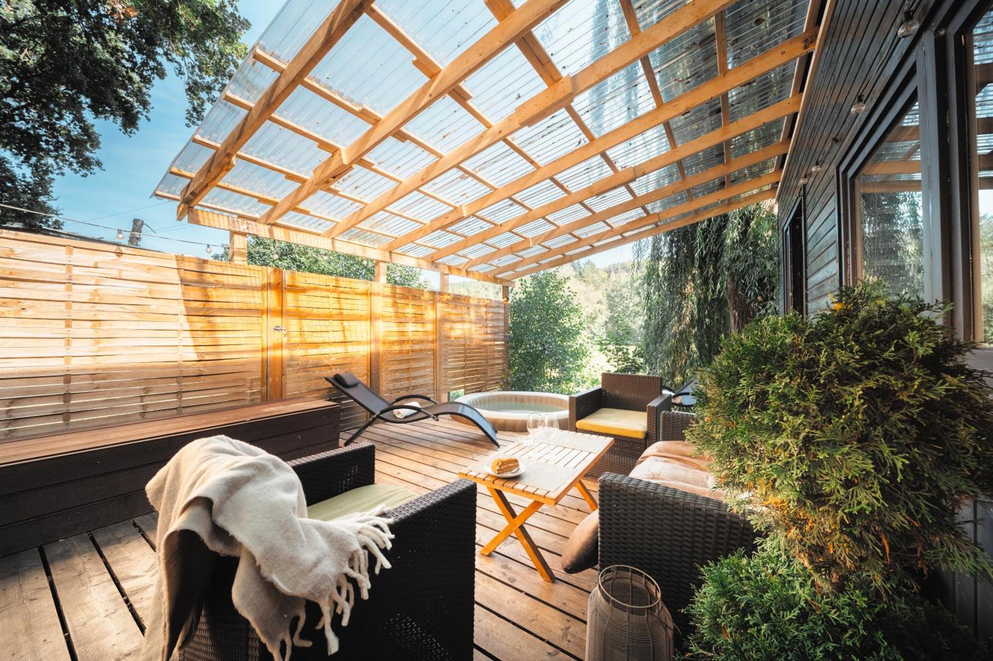 Secret Lake Prag Magic Place Relaxation& Wellness Rehenice 外观 照片